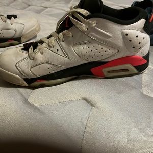 Jordan retro 6 lows